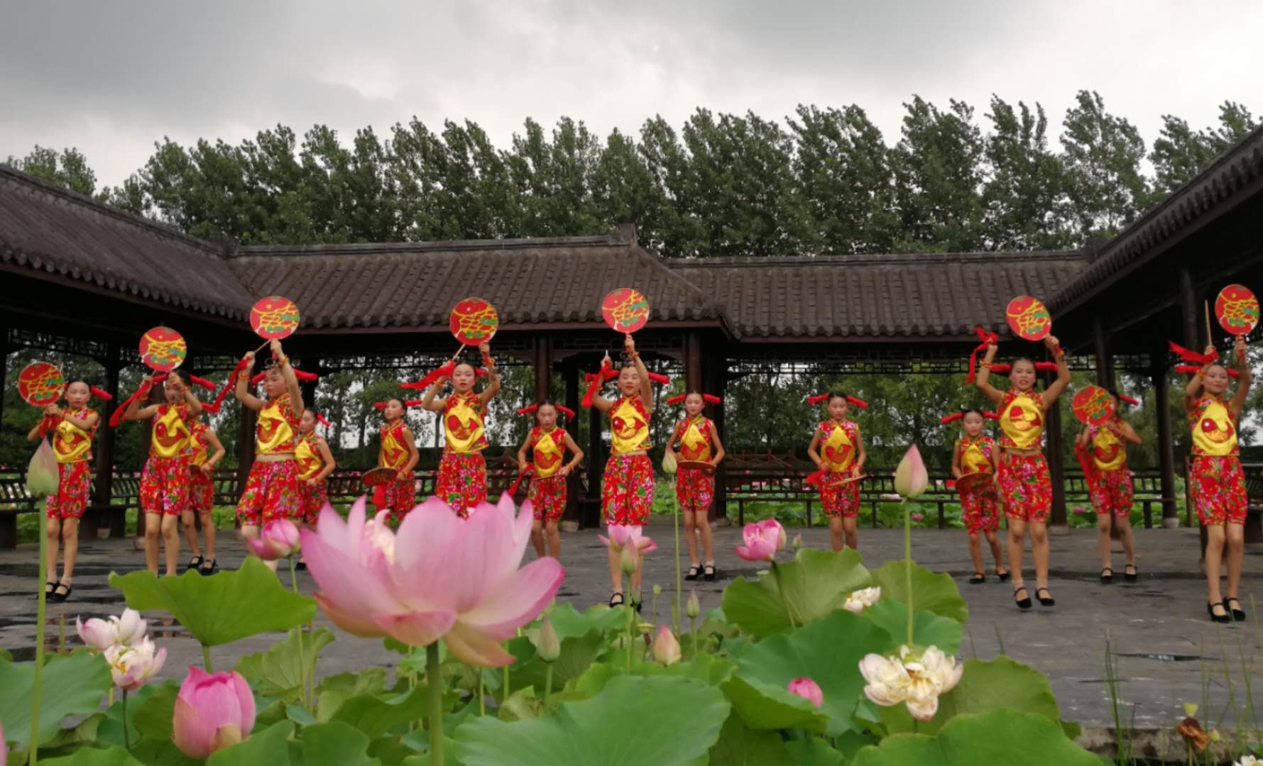 1599463391372045.jpg 4014f1f10084bde416a01e00334aae2.jpg